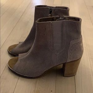 TOMS PEEP TOE Booties!!!